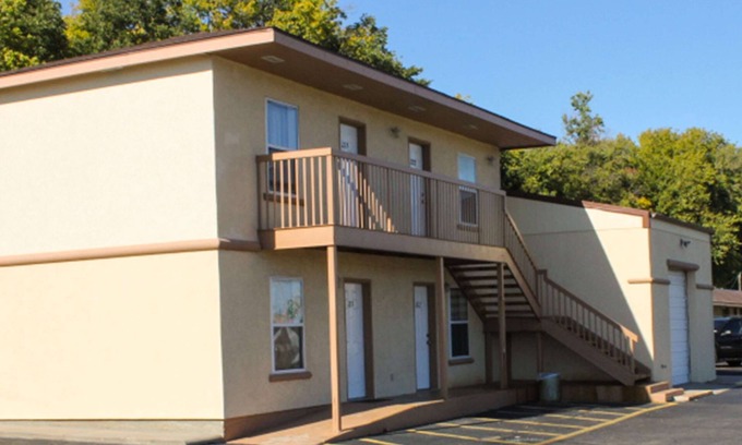 Junction City Hotel | Budget Host Golden Wheat Motel