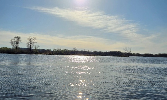Buffalo City Cabin | Buffalo City Riverside Cabin - Mississippi River Views with Easy Boat Access!