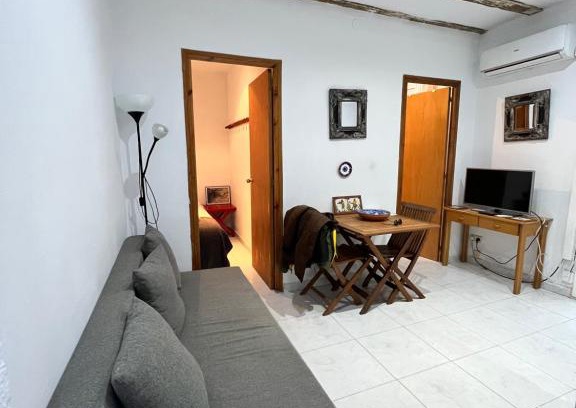 Barceloneta Apartment | Bugo Luis Apartament