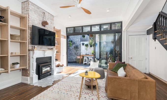 Cooks Hill House | Bull Street 116, Cooks Hill - Stunning, architecturally designed inner city home