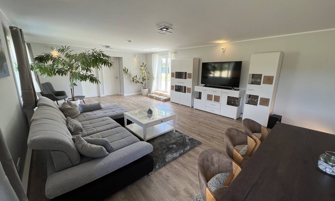 Nordost House | Bungalow, 4 bedrooms, 8 persons, 1.5 bathrooms, large property