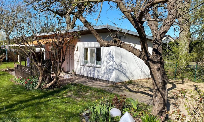 Gartenstadt-Stadtweide House | Bungalow for 2 guests with 30m² in Rostock (160264)
