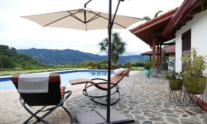 Garabito House | BUNGALOWS SANLAZ
