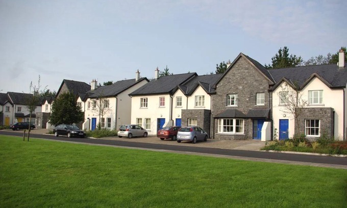Bunratty Cottage | Bunratty West No 40015
