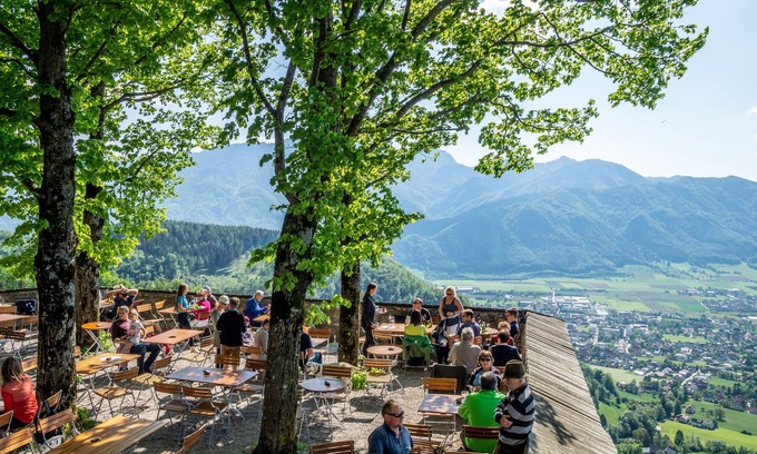 Micheldorf in Oberoesterreich Hotel | Burg Altpernstein