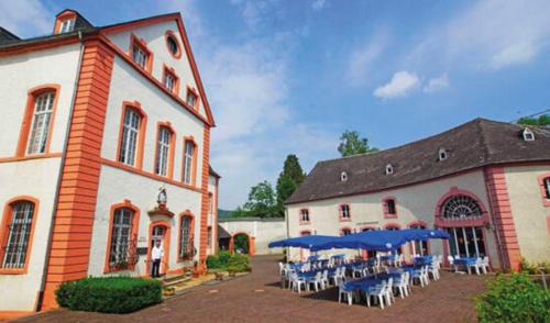 Bollendorf Hotel | Burg Bollendorf by PRISMA