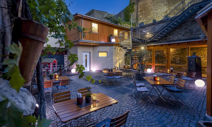 Rhens Apartment | Burgenheimat