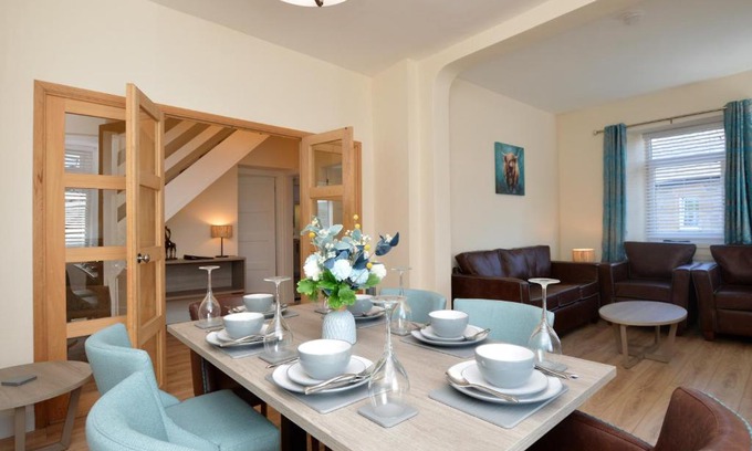 Tighnabruaich House | Burnside