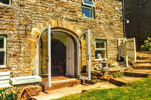 Lanehead House | Butterfly Lodge quirky rural home stunning views