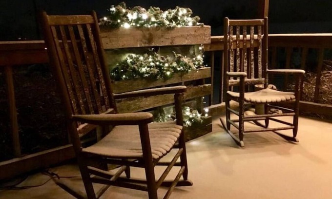 Thomas House | Buxton Commons, In Town Retreat