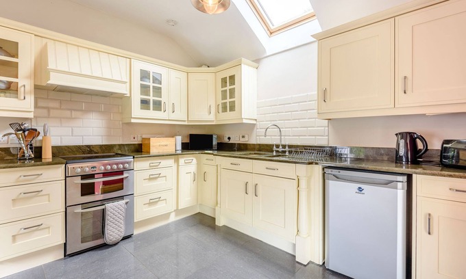 Llanfairpwllgwyngyll Cottage | Bwthyn Gwyn