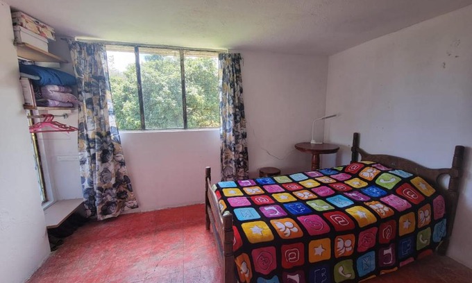 Teziutlan Bed & Breakfast | Cálida habitación en casa hogareña. Ambiente familiar.