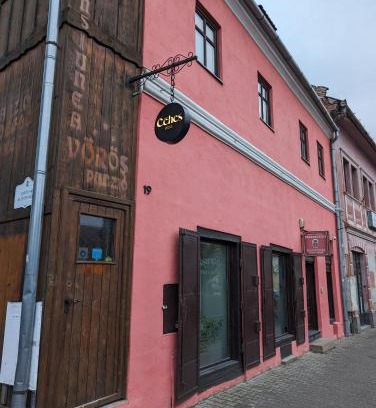 Targu Secuiesc Bed & Breakfast | Céhes Guesthouse