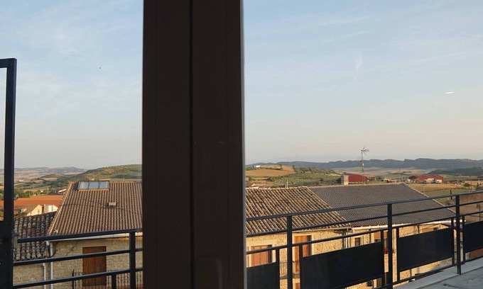 Arroniz Apartment | Cómodo Apartamento con Bonitas Vistas a 10 min de Estella