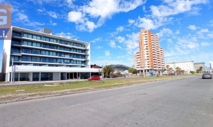 Piriapolis Apartment | Cómodo apartamento frente al Mar