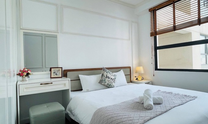 Trung Hoa Nhan Chinh Apartment | Căn hộ 2 phòng ngủ, 2 phòng tắm - Vinhomes D'Capitale