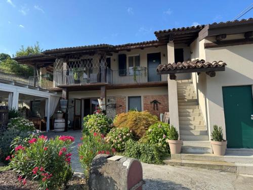 Canelli Bed & Breakfast | C' Era Una Volta