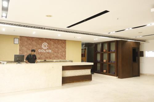 Mahadevapura Hotel | C Suites - Lotus Park