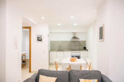 Besalu Apartment | Ca l'Eudald 1, Descubre Besalú en familia