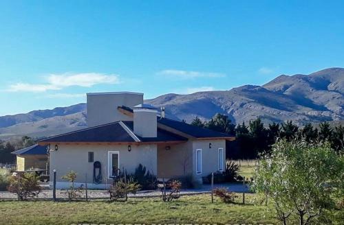 San Andres de la Sierra Ski Chalet | Cabaña Las Retamas