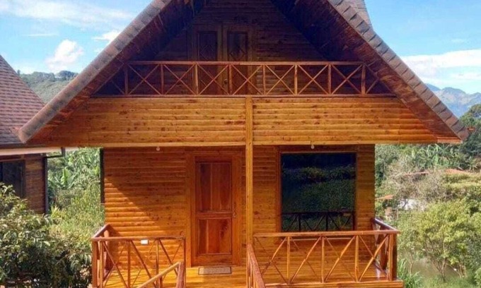 Central Valley Cabin | Cabañas La Laguna Lodge