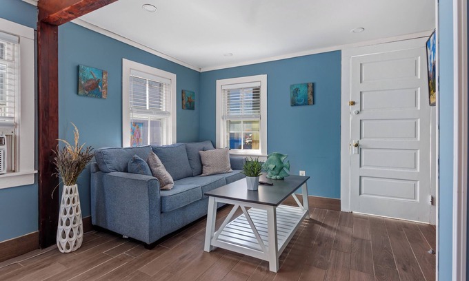 Ocean City Cabin | Cabin at The Beach , not handicapped accesible- has stair access . 1 bathroom