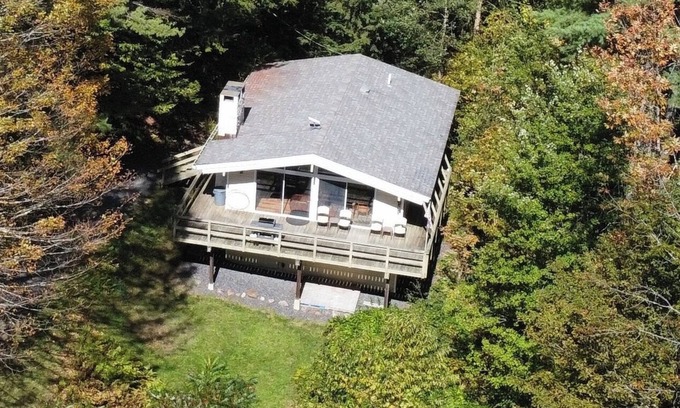 Windsor Cabin | Cabin on the hill Ascutney Vt - 4 bedrooms