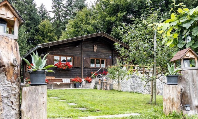 Woergl Apartment | Cabin Puutz - cabin, shower, toilet, 2 bedrooms