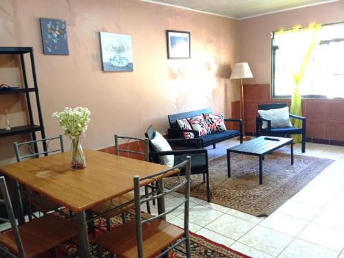 San Isidro Apartment | Cabinas Miramar, una casa SOLO para ti