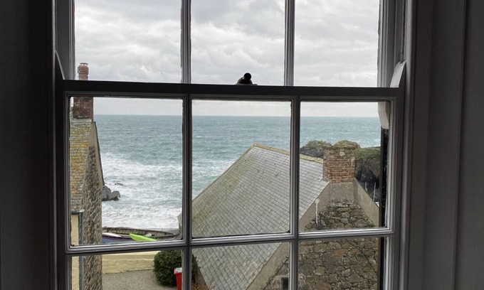 Cadgwith Hotel | Cadgwith Cove Inn