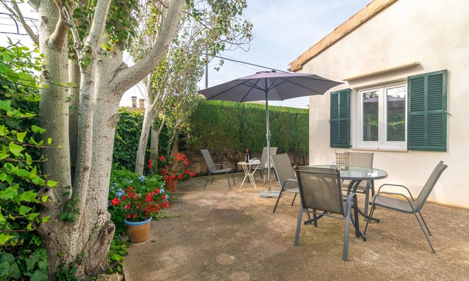 S'Illot-Cala Morlanda House | CALA RAFALINO - Chalet with terrace in the peaceful area of Cala Morlanda. Free WiFi