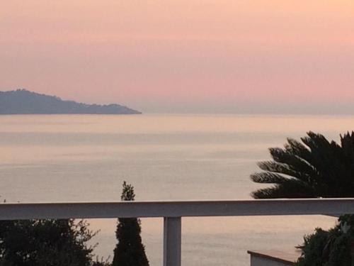 Salionc Apartment | Cala Salions, Amplio Apartamento con visitas al mar Tossa de mar