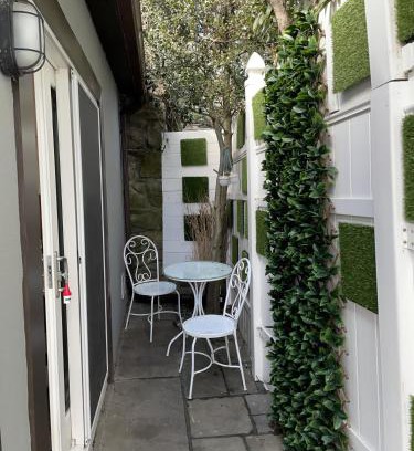 Cos Cob House | California guest house