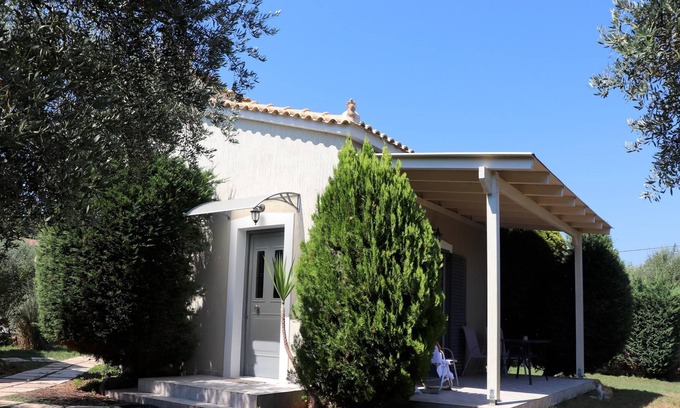 Plepi House | Calm and idyllic directly at the sea, wifi - holiday house Argolis, Peloponnese