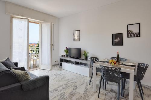 Sanremo Apartment | Camelia