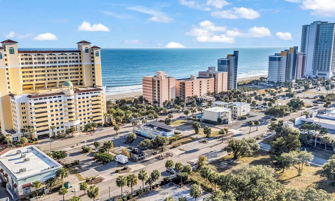 Myrtle Beach Apartment | Camelot By the Sea