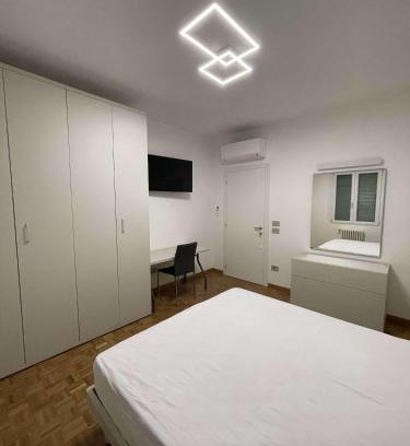 Legnago Apartment | Camera Samantha Legnago