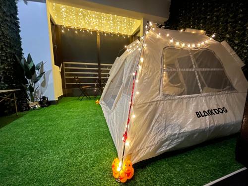 Genting Highlands Apartment | Camp in Style with Indoor Balcony Adventures at Genting