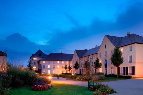 Magny-le-Hongre Hotel | Campanile Val de France