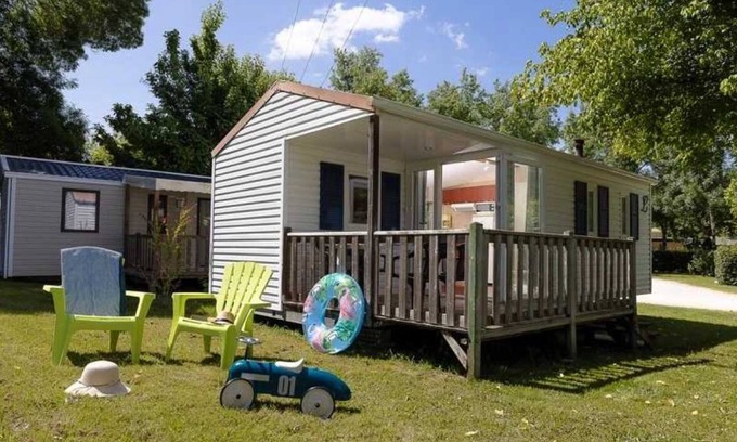 Montpon-Menesterol House | Camping 3 étoiles - Piscine - ccba0bd