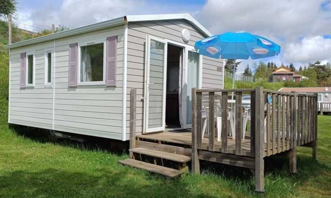 Langogne House | Camping 3 étoiles - Piscine - ccbaded