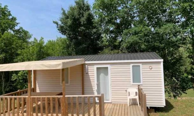 Soturac House | Camping 3 étoiles - Piscine - eehcea