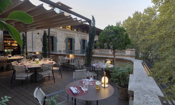 La Llotja-Born Hotel | Can Alomar Hotel