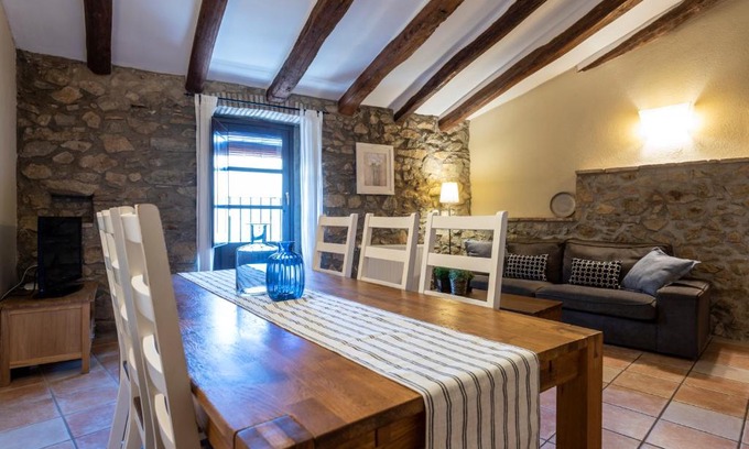 Capmany House | Can Llobet