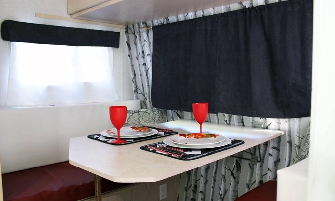 Ramara House | Canadiana Camper on Lake Simcoe