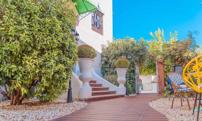 Central District Bed & Breakfast | CANDIL SUITE Realejo