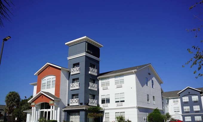 Webster Hotel | Candlewood Suites Houston Space Center – Webster