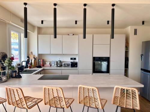 Prado - Republique Apartment | Cannes quartier des anglais