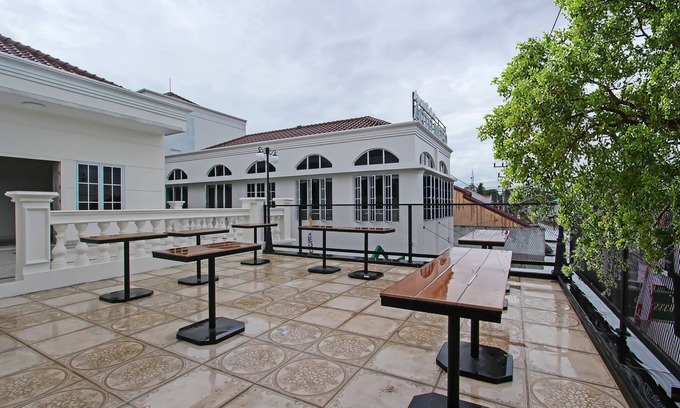 Cilacap Hotel | Capital O 92105 A'shanti Inn