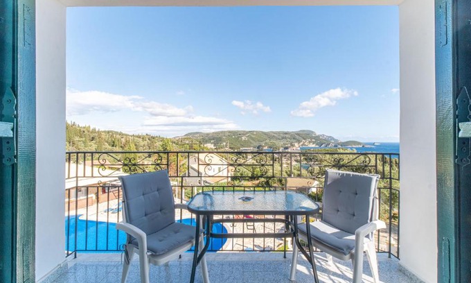 Lakones Apartment | Captain Spiros Studios